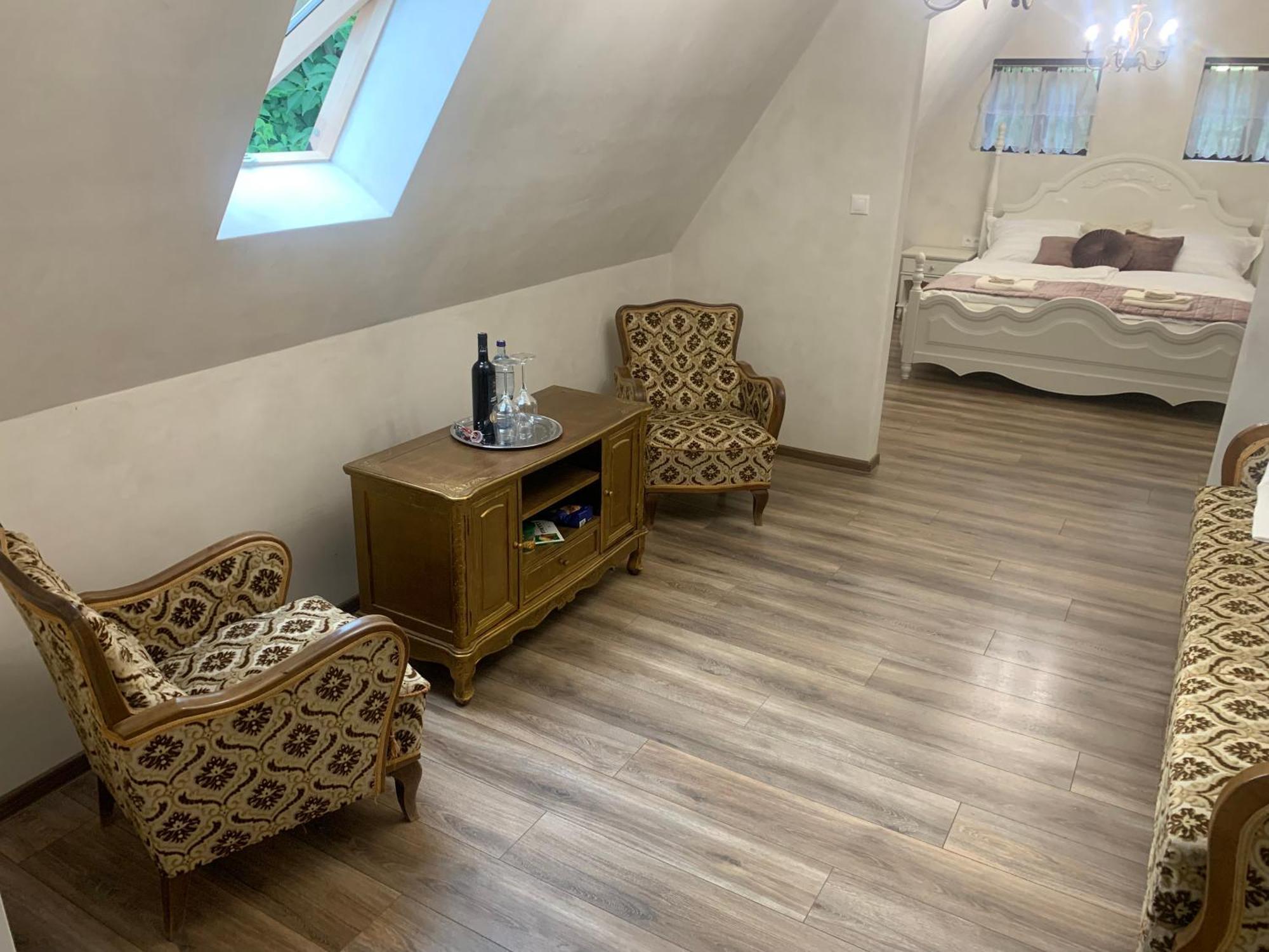 Apartman Vila Rosenberg Банска-Штьявница Экстерьер фото
